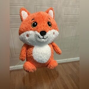 Brand New Giftable World  Fox 9” Body Ball Dog Toy Squeaker, Very Solf